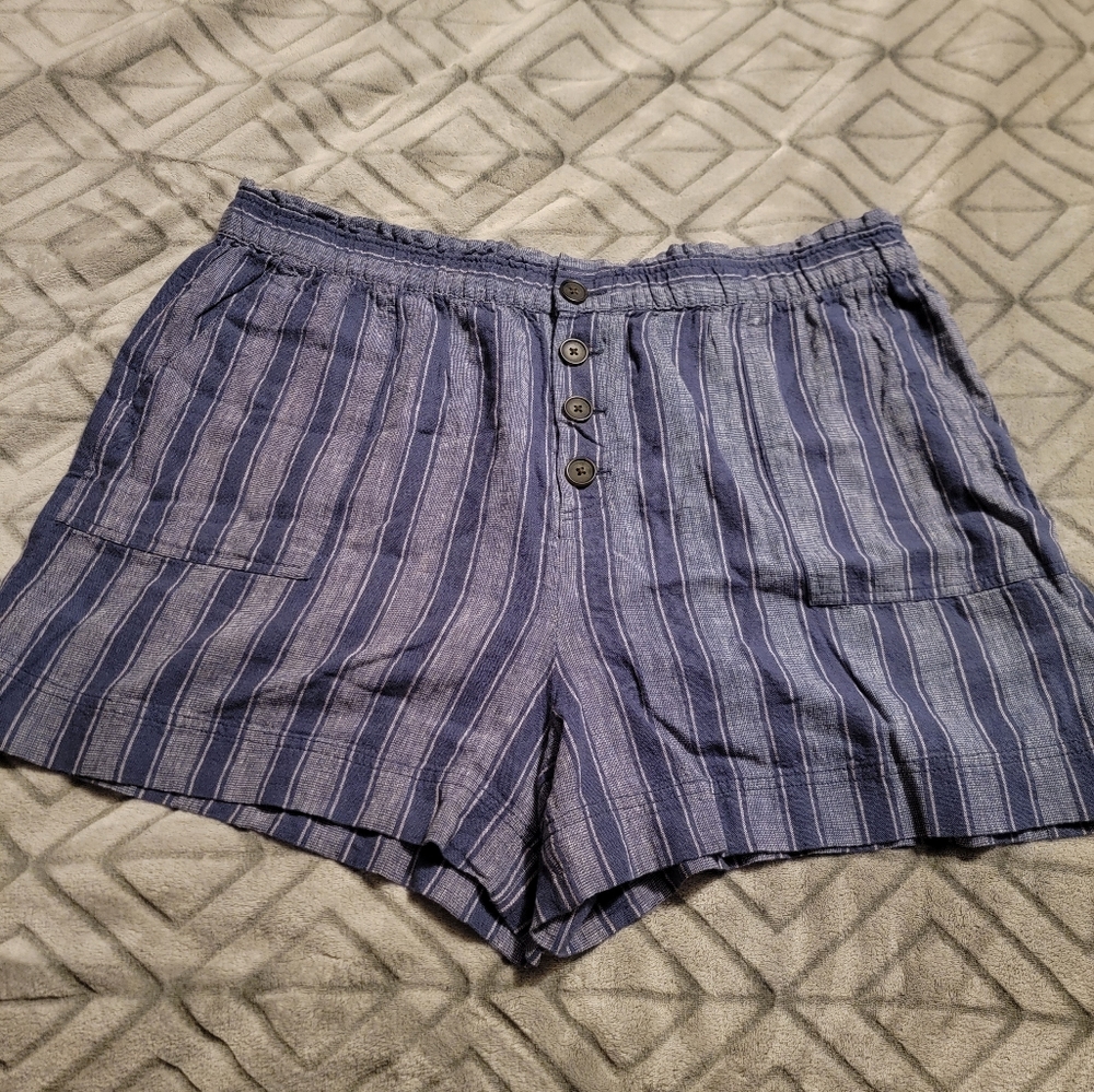 Popsugar pinstripe button detail lightweight shorts - nwt - size XXL